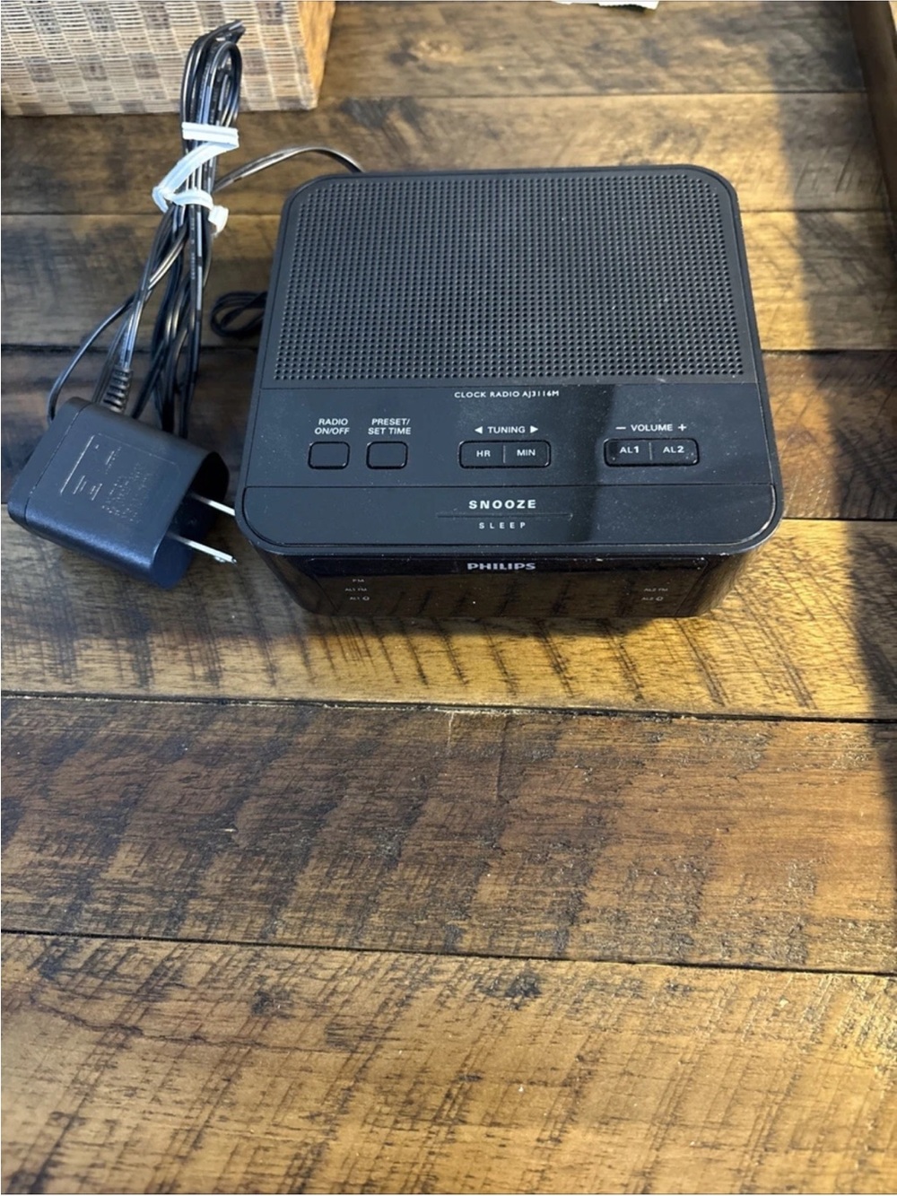 Phillips AM FM Clock Radio